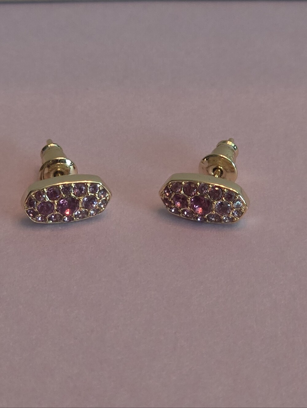 Kendra Scott- Hrayson Gold Crystal Stud Earrings In Ombre Pink